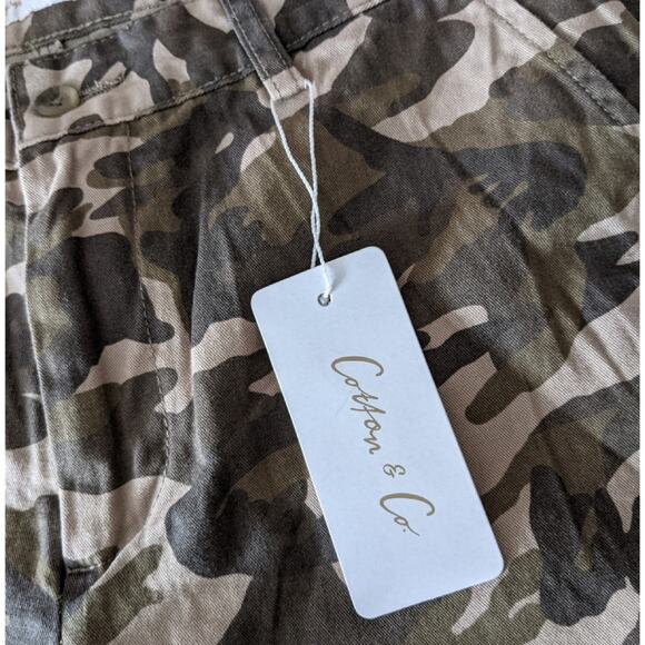 Cotton and Co. Camo Print John Short New W31 - Picture 3 of 5